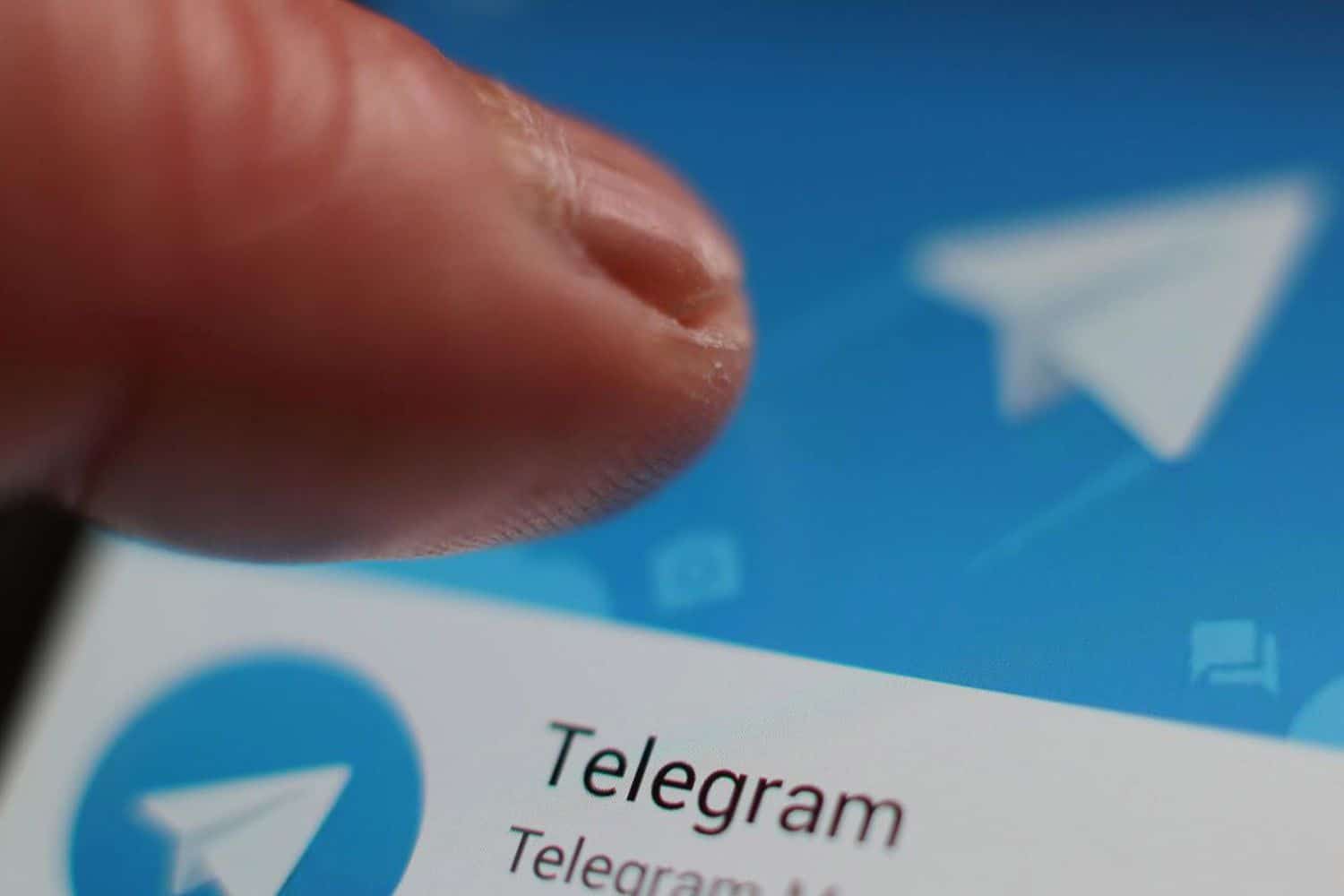 como funciona o telegram