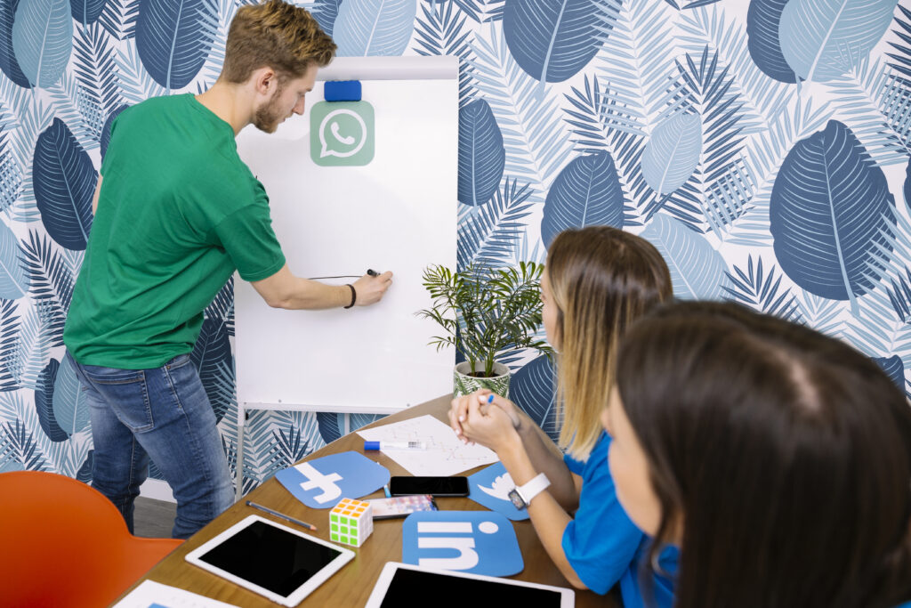 como-funciona-o-whatsapp-business